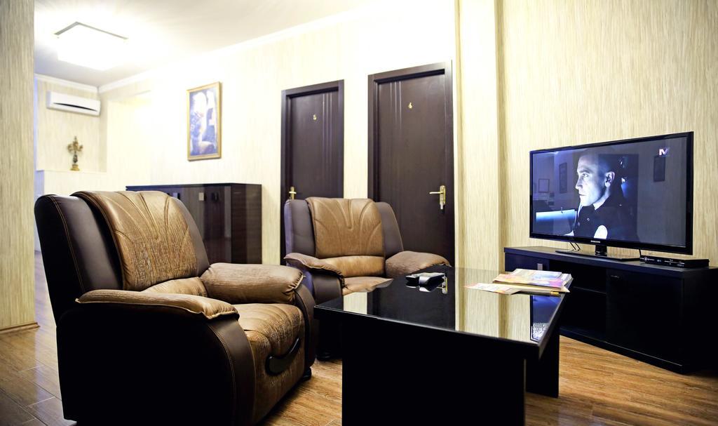 טביליסי Rondo Hotel מראה חיצוני תמונה