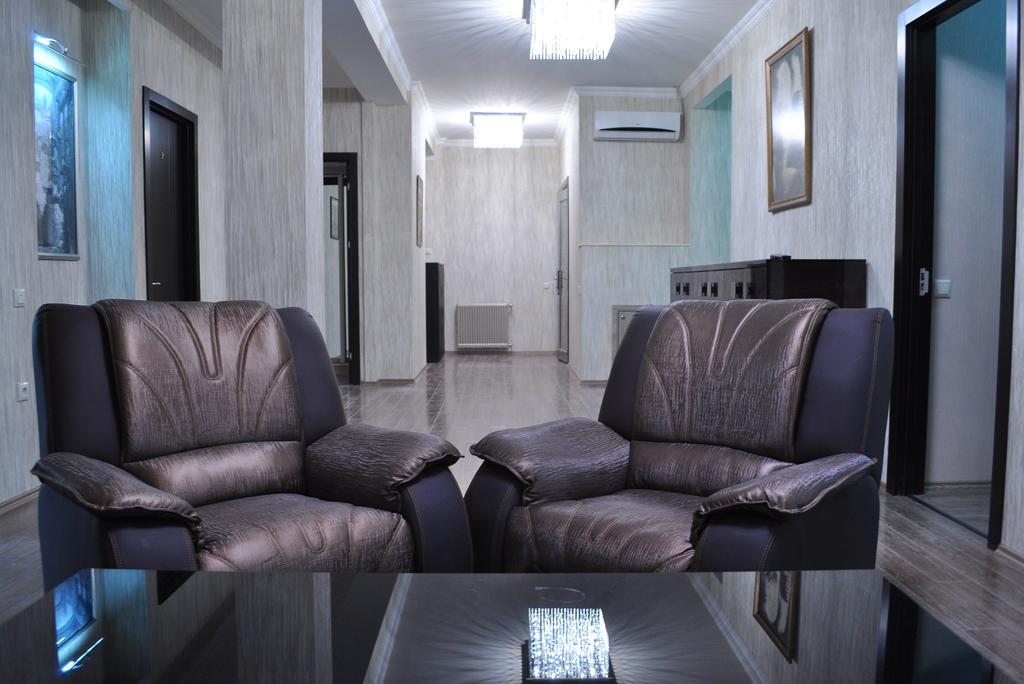 טביליסי Rondo Hotel מראה חיצוני תמונה